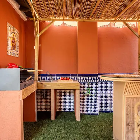 Chalet Beautiful With Pool Malaga